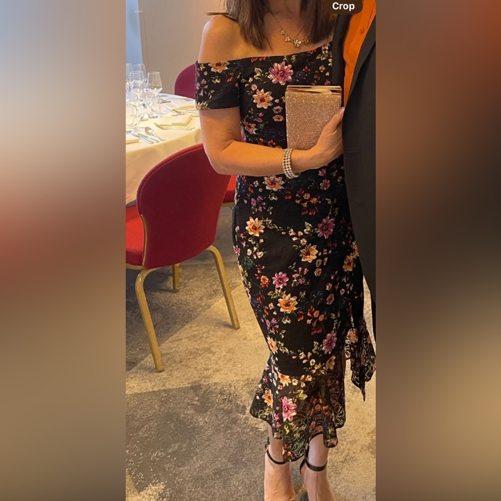 Guess wedding guest dress